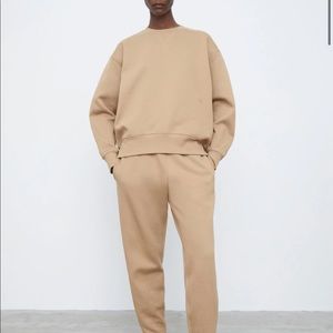 Toteme - Eurora sweatshirt in camel